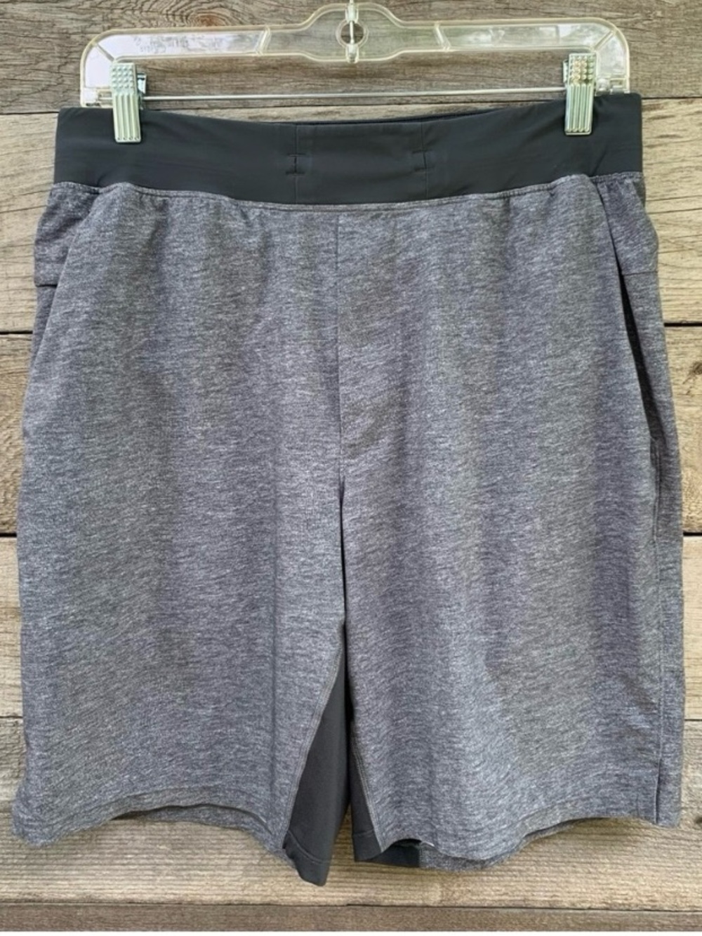 Lululemon THE Short Mens M Linerless 9” Grey Training Athletic Running Gym